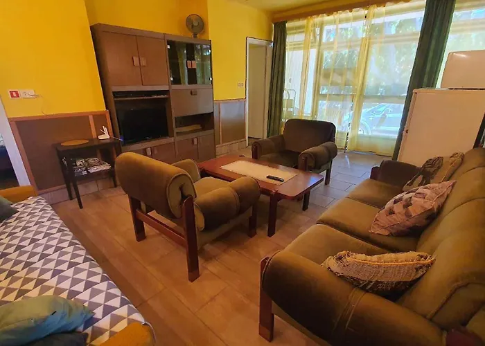 In - Balaton 31357 بيت للعطل *