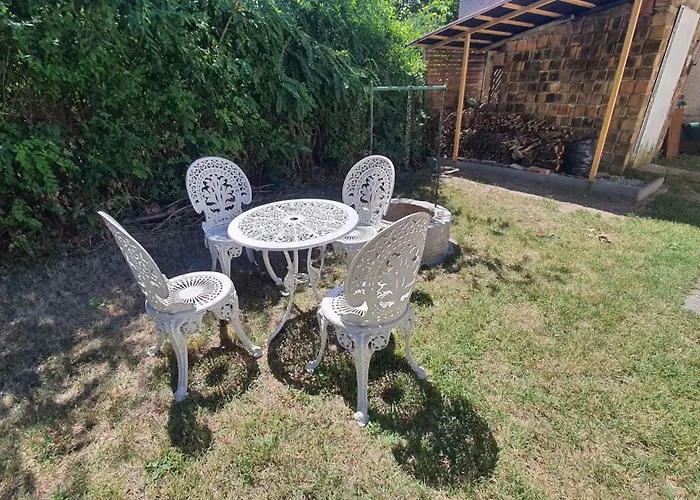 In - Balaton 31357 بيت للعطل Szántód